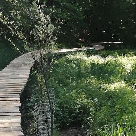 Gite Dix-Huit Les Hayons Exterior foto